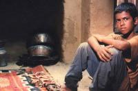 عدنان غفراويان در نمایی از فیلم «باشو غریبه کوچک»